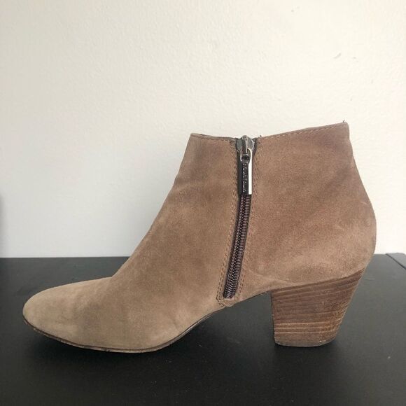 Aquatalia brown suede ankle boots - Picture 5 of 14